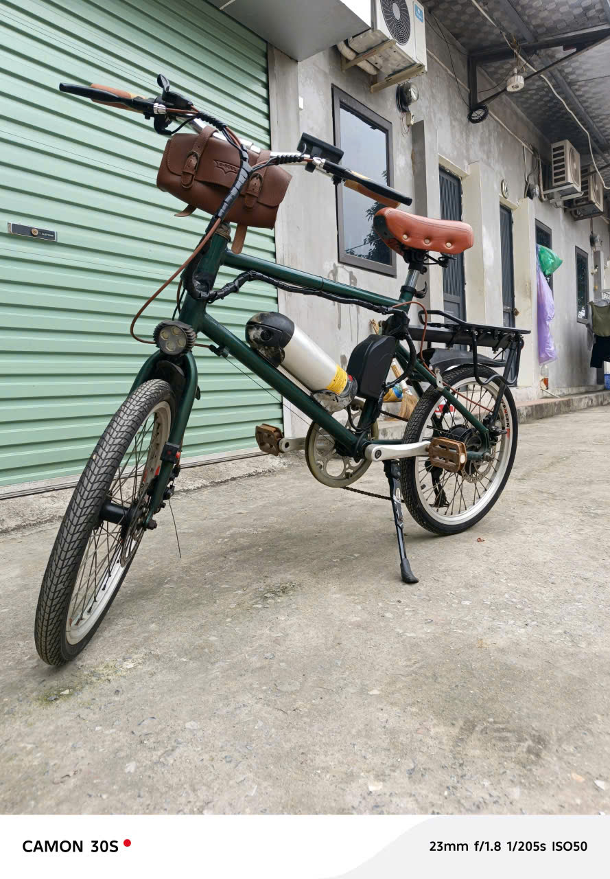 XE ĐẠP TRỢ LỰC NHẬT BÃI BÁNH 20 INCH PIN MỚI ĐỘNG CƠ MỚI KHUNG NHÔM NHẸ CHẮC CHẮN